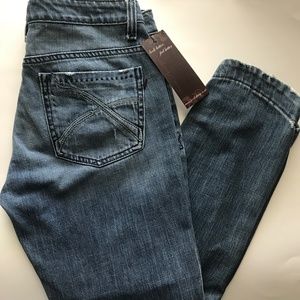 NWT FRX Skinny Capri Jeans. Light Stone Denim. Size 28.